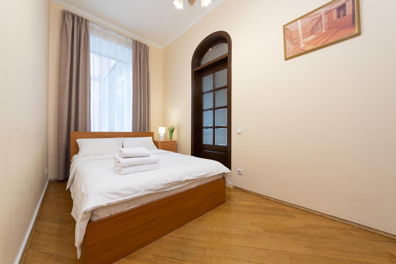 Apartament On Independence Square Kiew Exterior foto
