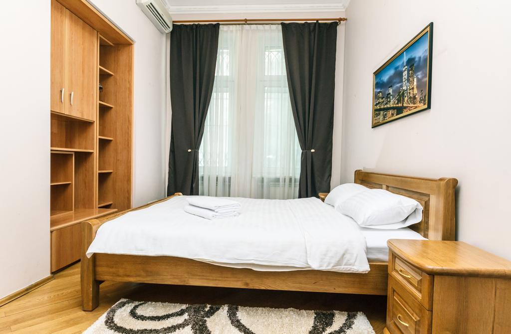 Apartament On Independence Square Kiew Exterior foto