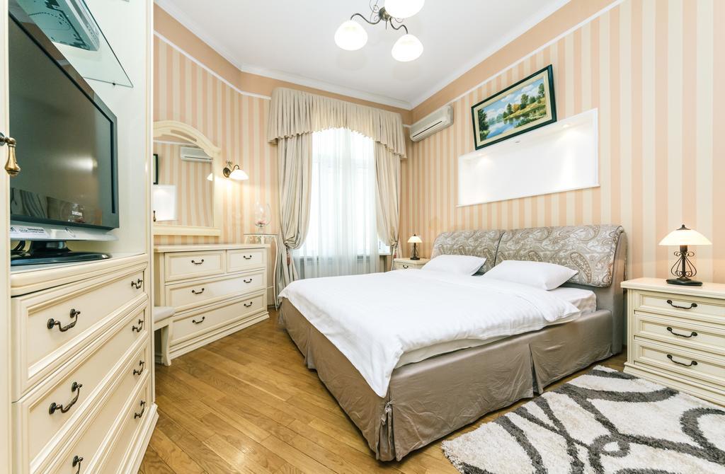 Apartament On Independence Square Kiew Exterior foto