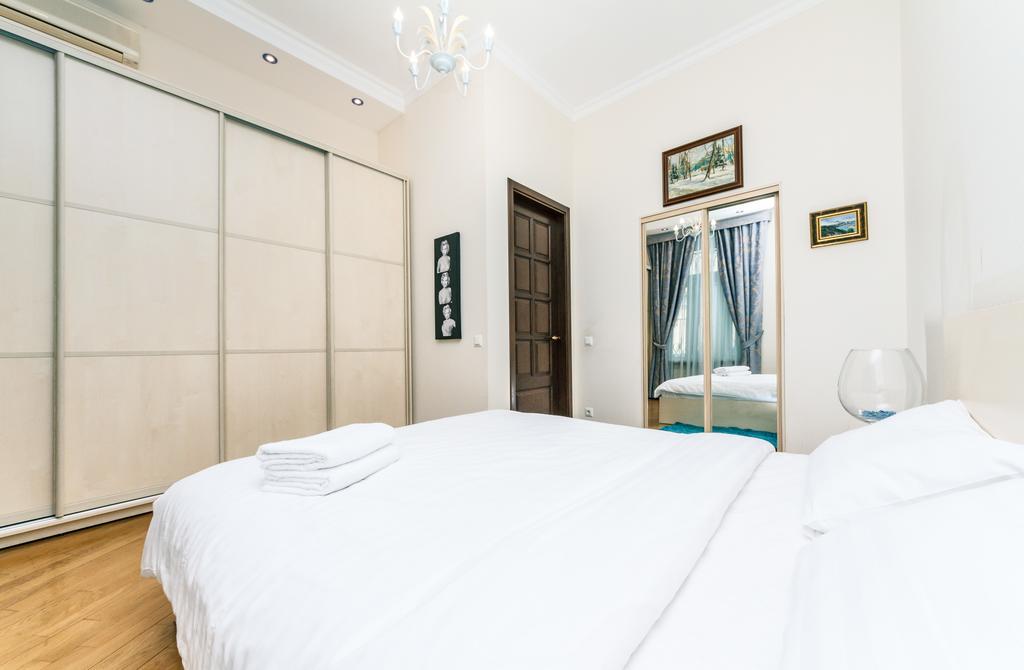 Apartament On Independence Square Kiew Exterior foto